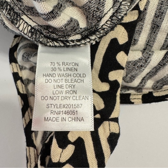 MONTEAU LOS ANGELES Pullover
Peplum Blouse Women sz XL Belted
Linen Blend - Picture 6 of 10